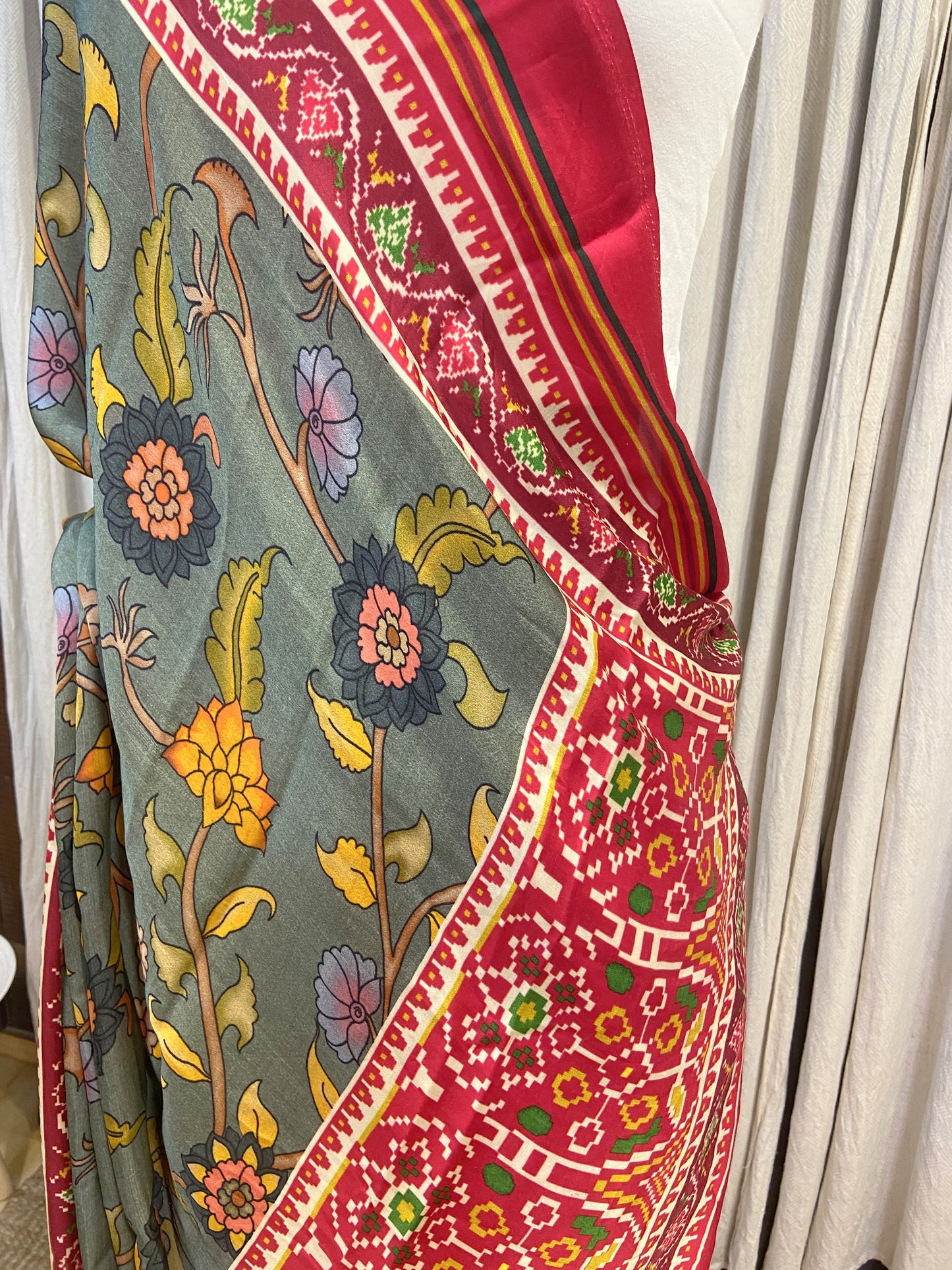 MODAL DUPATTA