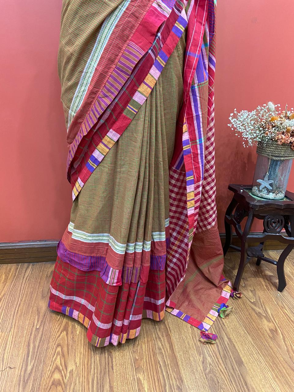 GAMCHA SAREE