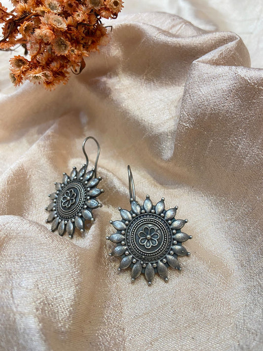 OXIDISED EARRING